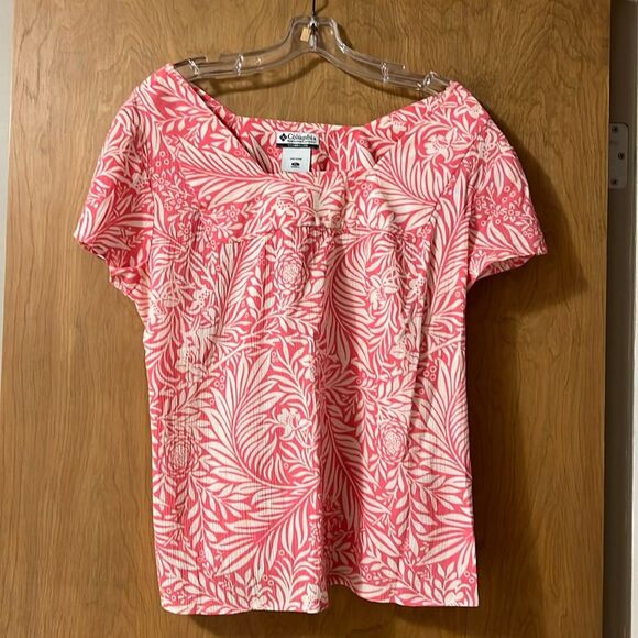 Columbia Tops - Columbia Lightweight Blouse